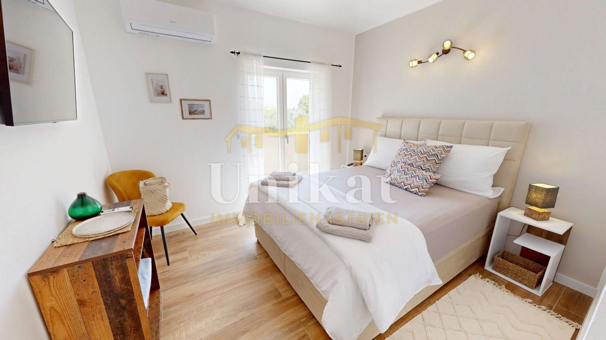 Hiša blizu Vižinade - vrt, bazen, 4 spalnice